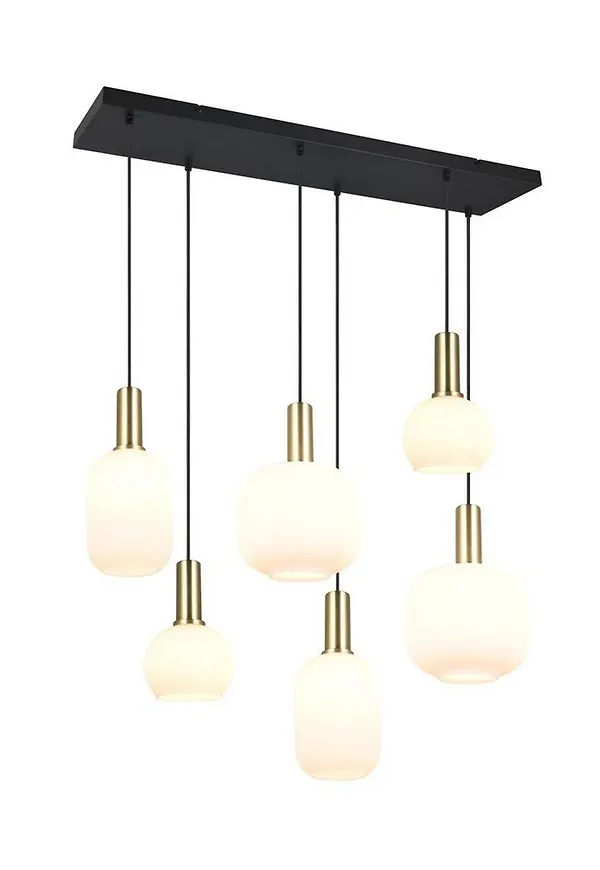 Exklusiv fönsterlampa i vitt från Trio Lighting.