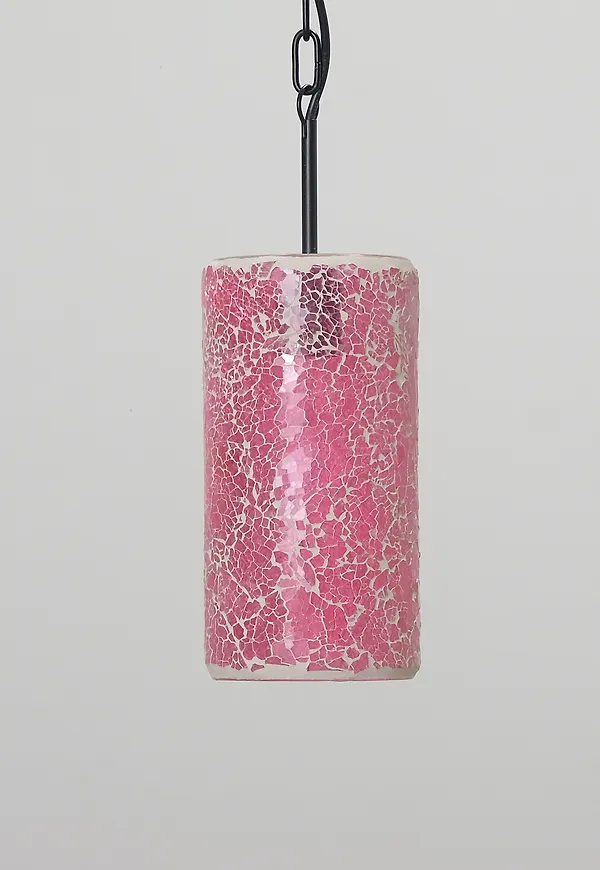 Trendig Lampa som passar bra vid många olika tillfällen.