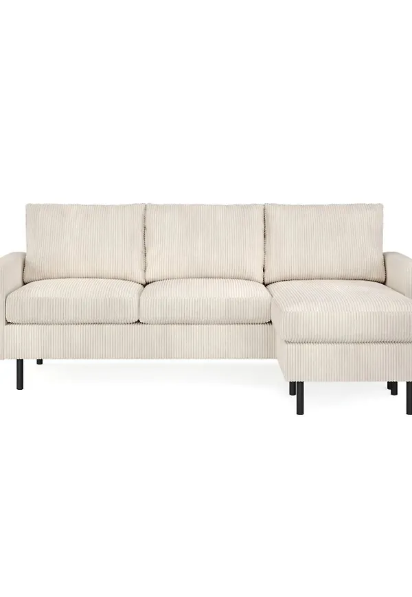 Jättefin Soffa som passar bra vid många olika tillfällen.