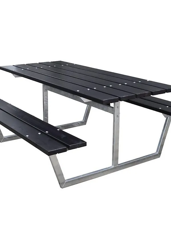 Stilren bord som passar bra vid många olika tillfällen.