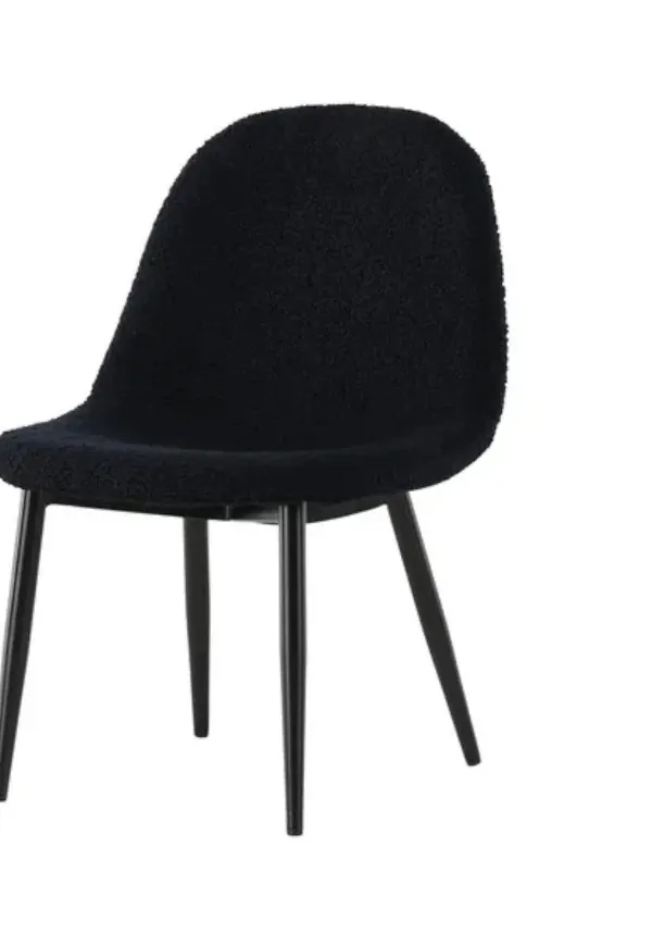 Riktigt trendig svart stol 2025 från Venture Home.