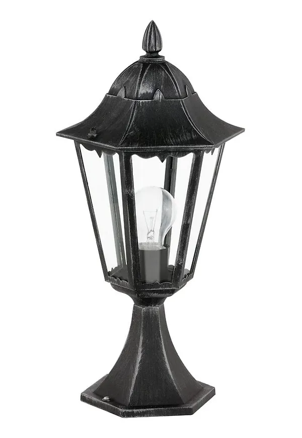 Klassisk glödlampa i svart färg gjord i aluminium.