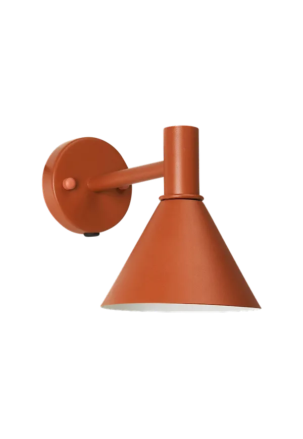 Härlig vägglampa 2025 från PR Home.