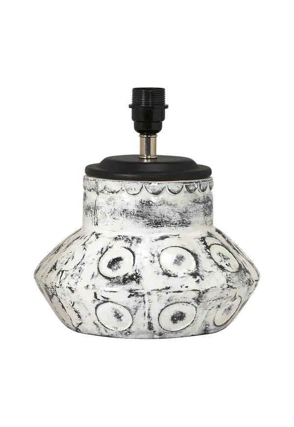 Riktigt snygg Lampa som passar bra vid många olika tillfällen.