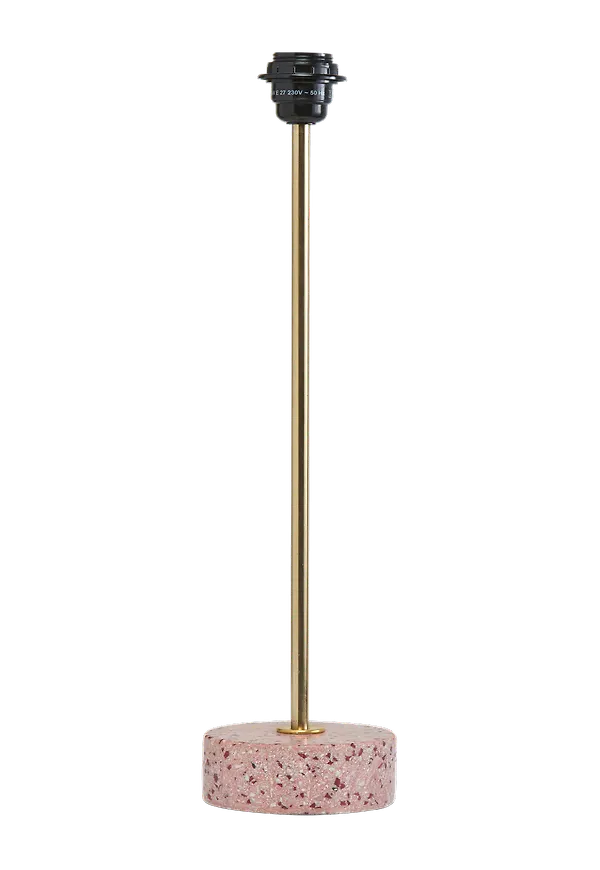 PR Home bordslampa som passar perfekt till sommaren 2025!