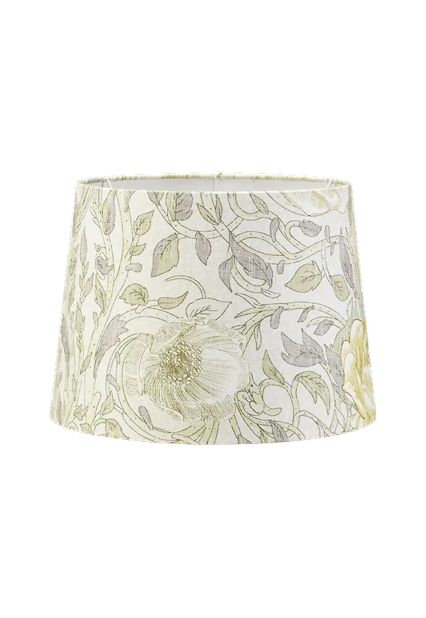 Beige PR Home lampa som passar perfekt till sommaren 2025!