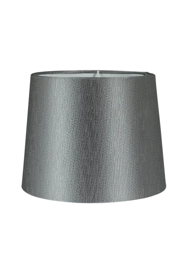 Fin lampa 2025 från PR Home.