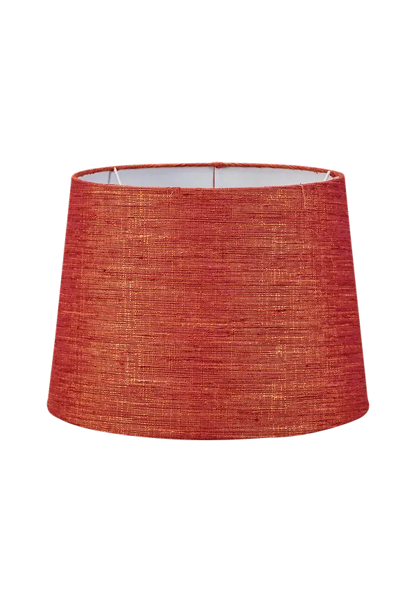 Söt sidenlampa i rostrött från PR Home.