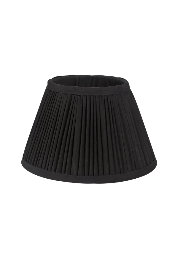 Svart PR Home-lampa i jättefin modell.