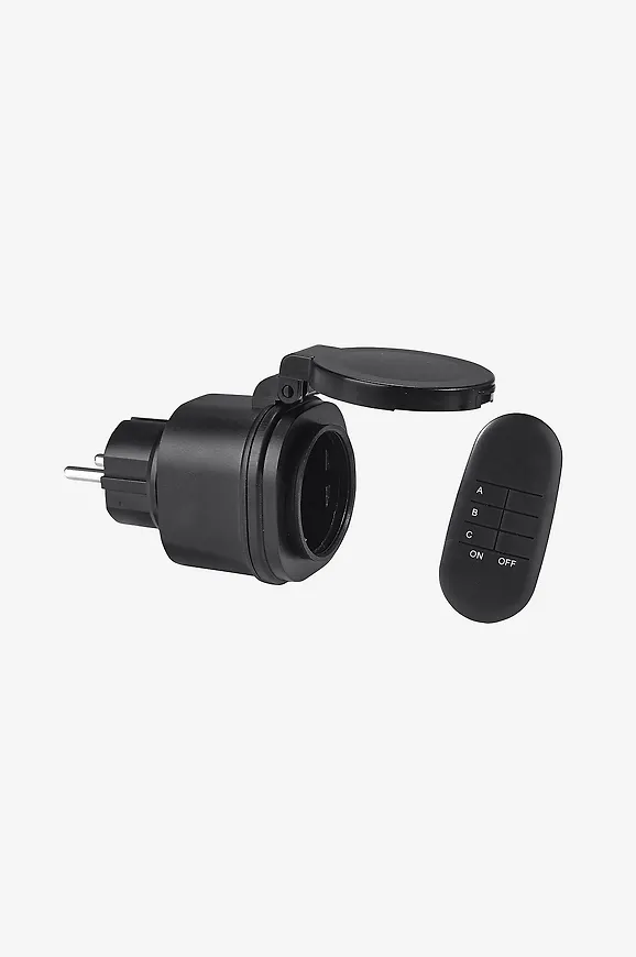 Riktigt snygg svart lampa 2025 från PR Home.