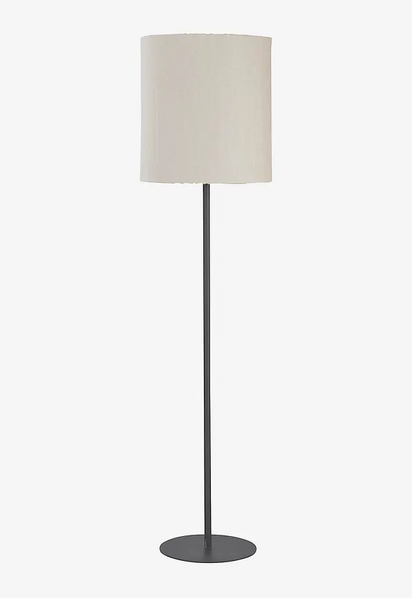 Beige PR Home lampa som passar perfekt till sommaren 2025!