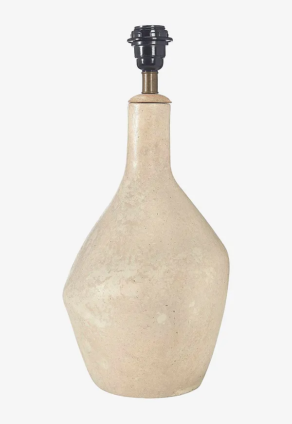 Otroligt snygg Lampa som passar bra vid många olika tillfällen.