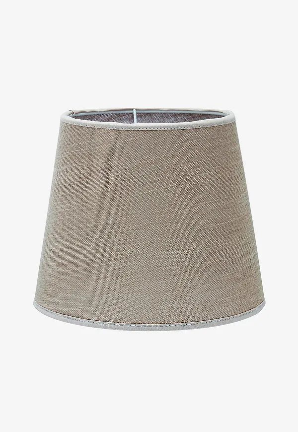 Jättefin Lampa som passar bra vid många olika tillfällen.