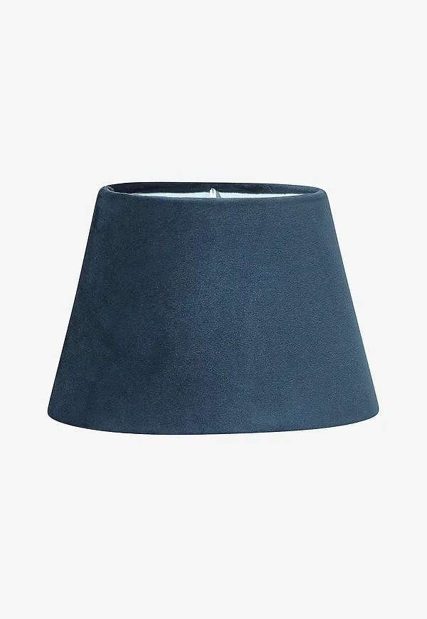 Riktigt trendig blå lampa 2025 från PR Home.
