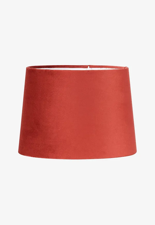 Röd lampa som passar perfekt till sommaren 2025!