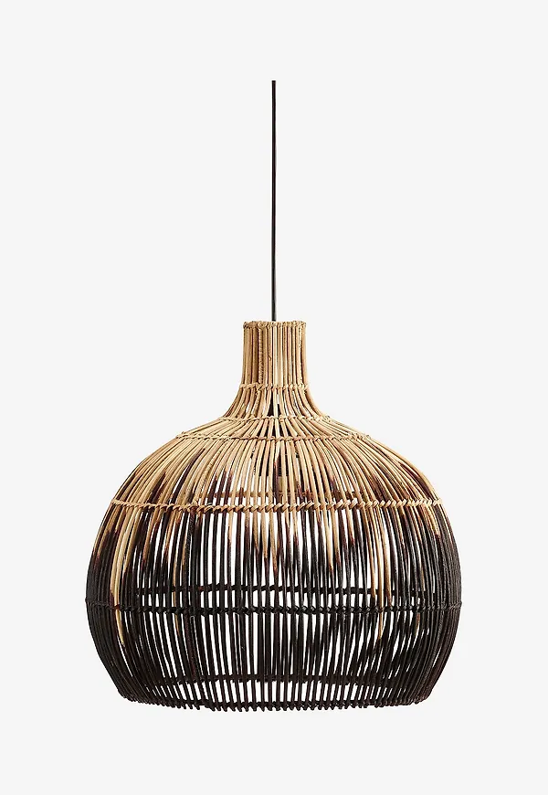 Elegant sladdställ 2025 från PR Home.