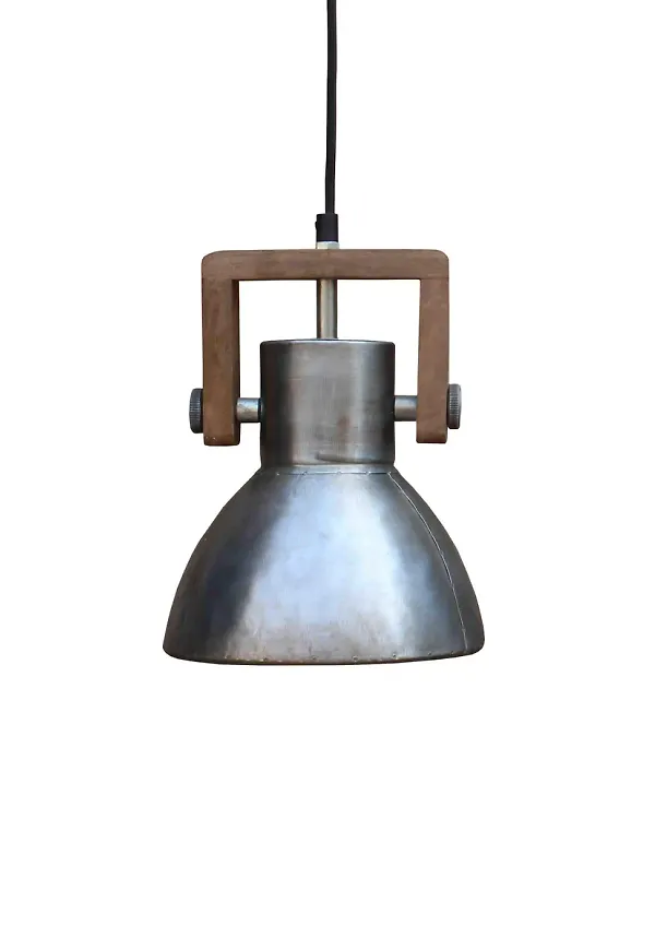 Klassisk Lampa som passar bra vid många olika tillfällen.