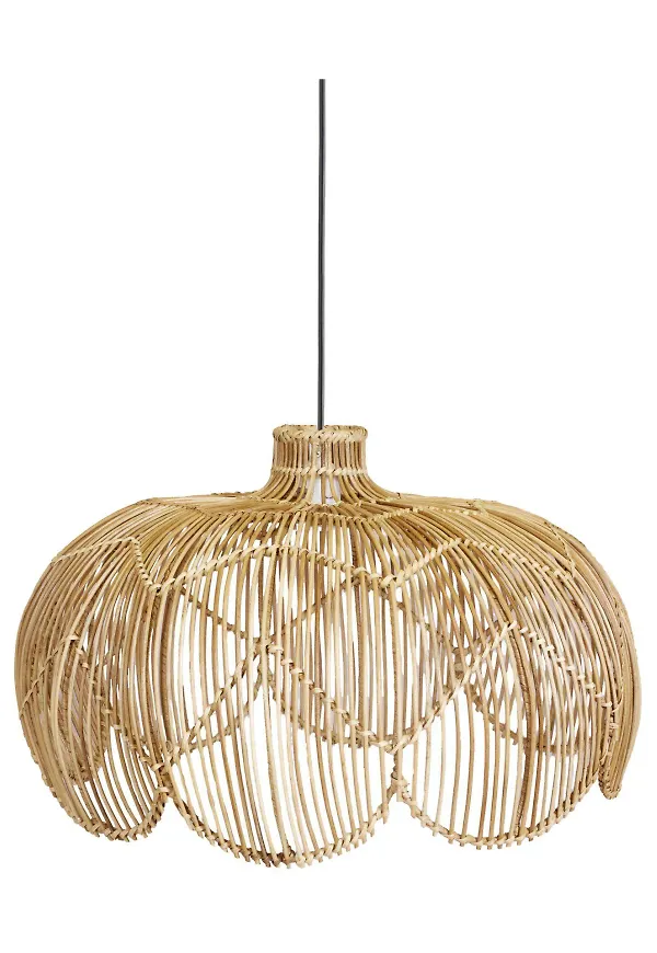 Elegant Lampa som passar bra vid många olika tillfällen.