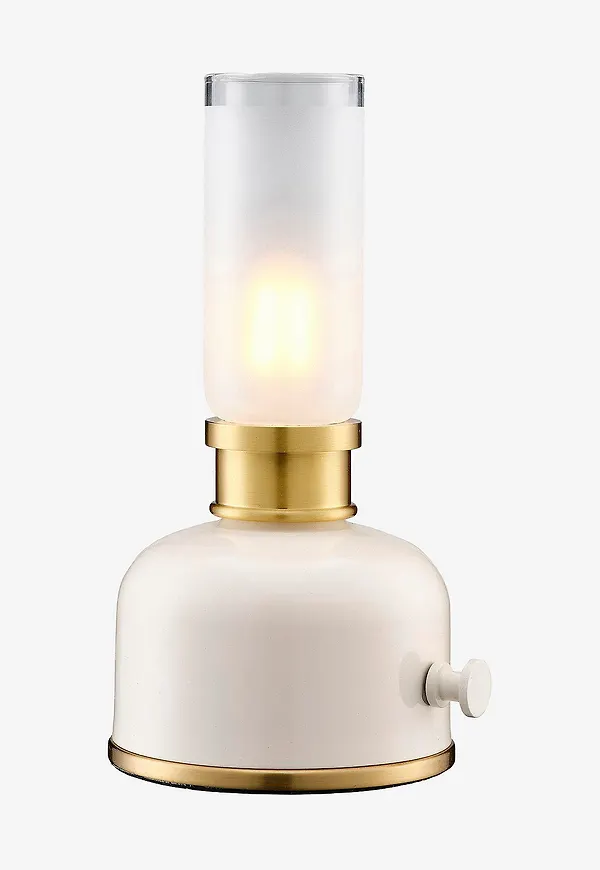 Smickrande Lampa som passar bra vid många olika tillfällen.