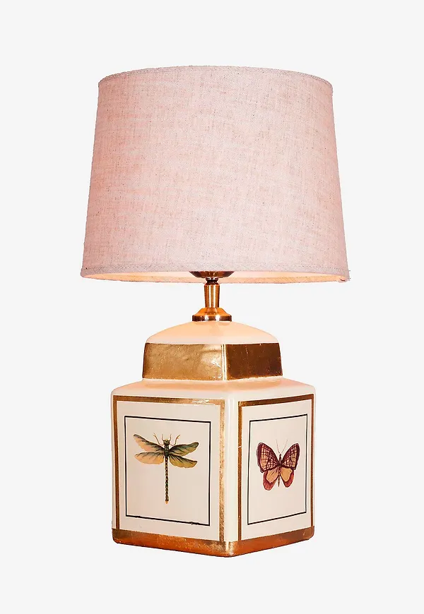 Otroligt snygg beige lampa 2026 från PR Home.