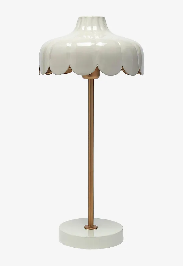 Ikonisk Lampa som passar bra vid många olika tillfällen.
