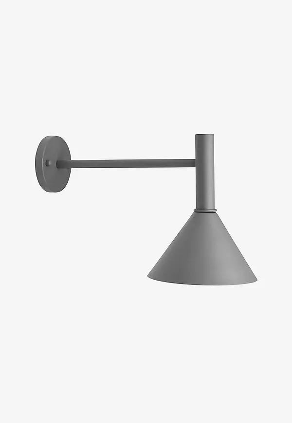 Grå PR Home-lampa i smickrande modell.