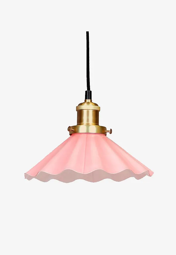 Otroligt fin lampa 2026 från PR Home.