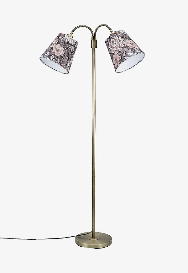 Elegant golvlampa 2026 från PR Home.