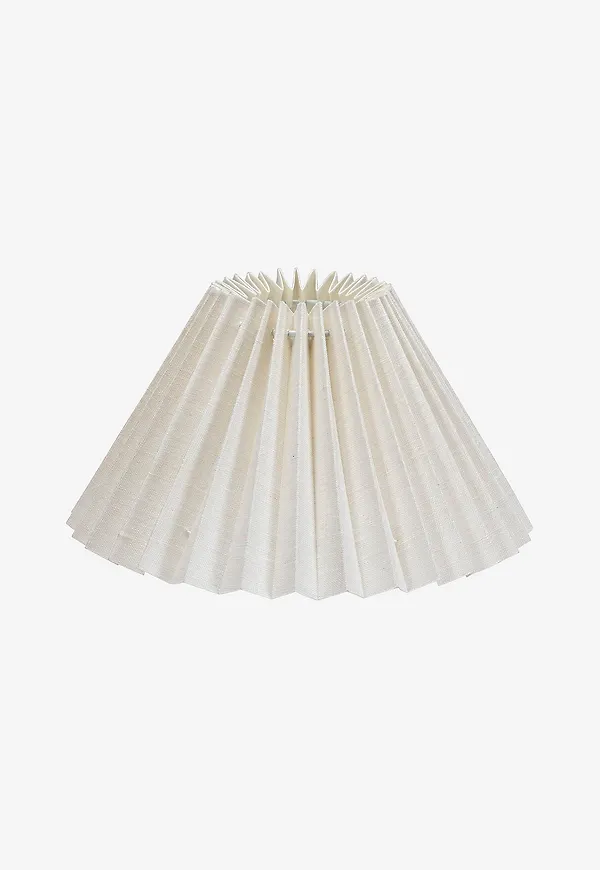 Vit PR Home-lampa i otroligt fin modell.