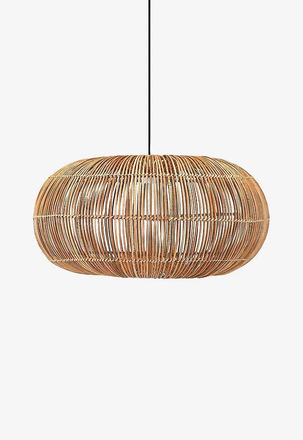 Beige PR Home lampa som passar perfekt till vintern 2026!
