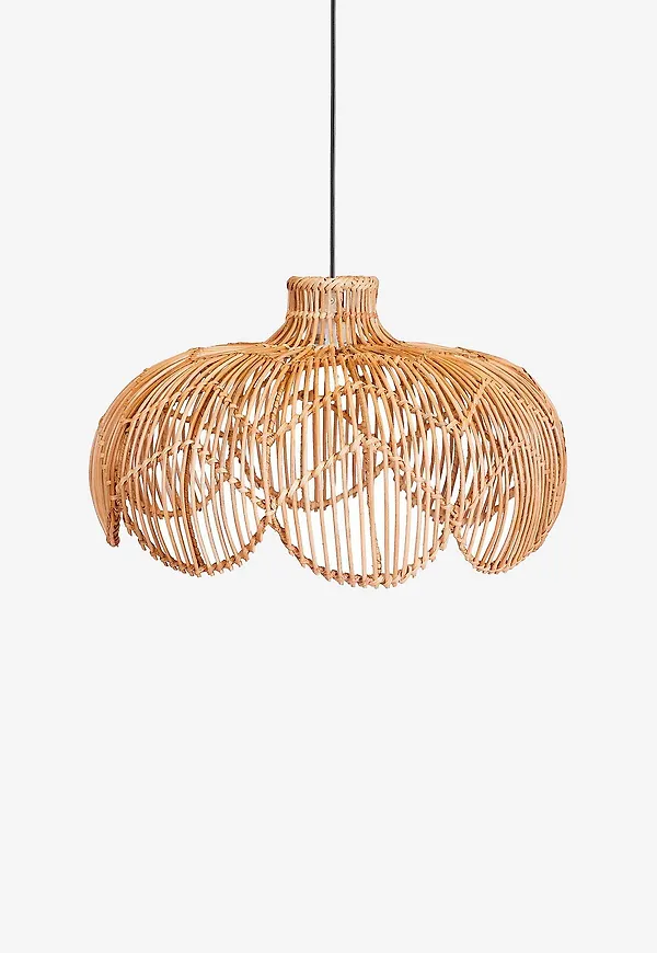 Komfortabel lampa 2026 från PR Home.