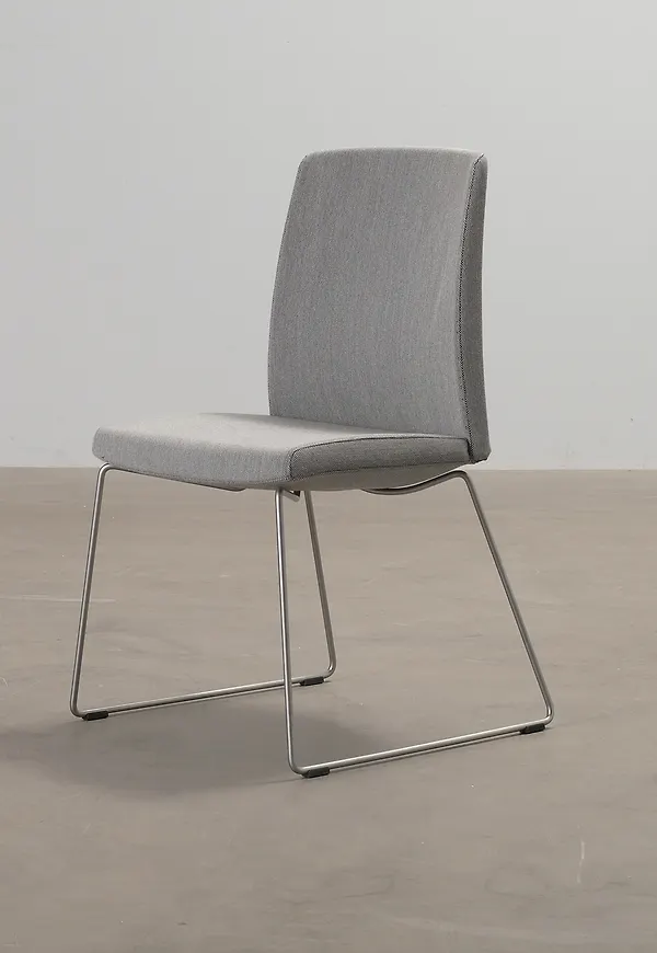 Matbordsstol som passar perfekt till vintern 2024!