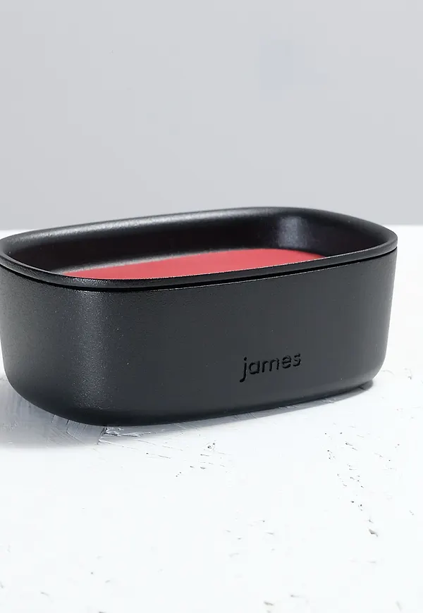 Otroligt snygg låda 2025 från James.