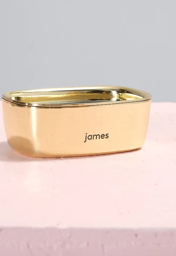 Supersnygg låda 2025 från James.