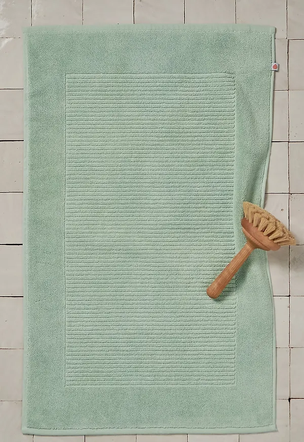 Jättefin bomullsmatta i grönt från Pure.