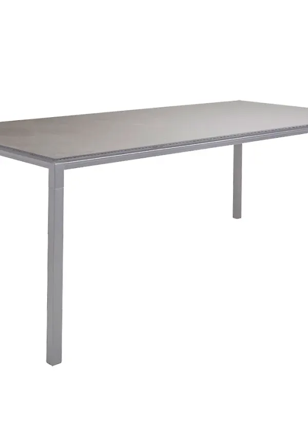 Supersnygg bord som passar bra vid många olika tillfällen.