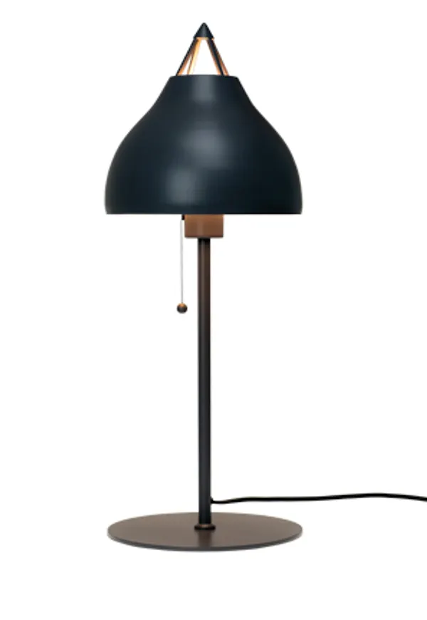 Jättesnygg sänglampa 2025 från Dyberg Larsen.