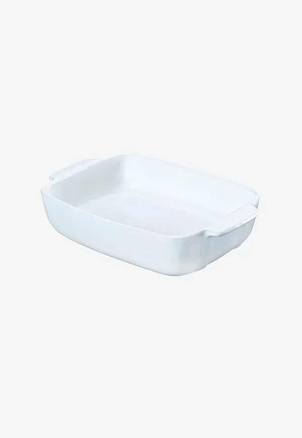 Vit Pyrex-ugnsform i riktigt trendig modell.
