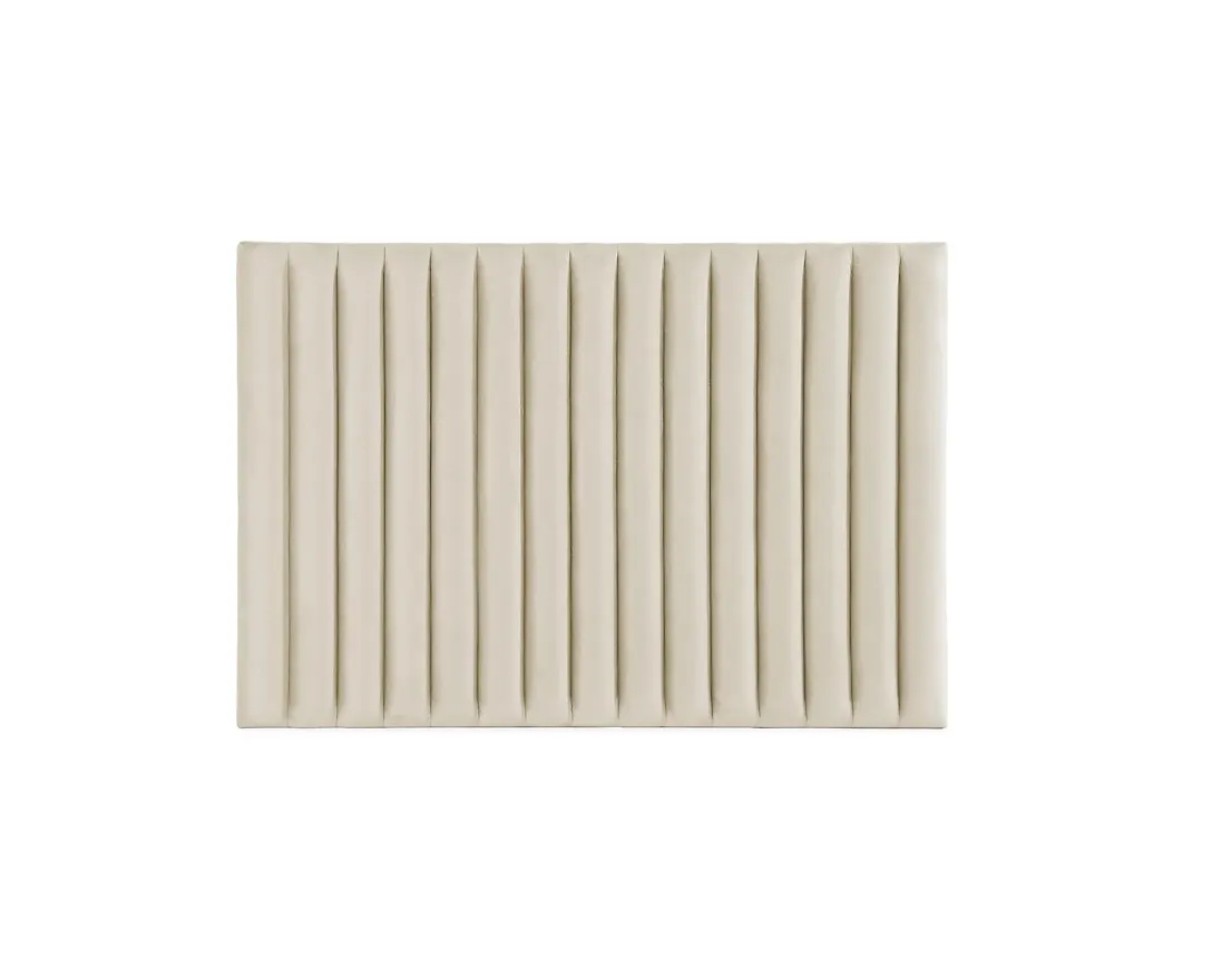 Superfin Säng som passar bra vid många olika tillfällen.