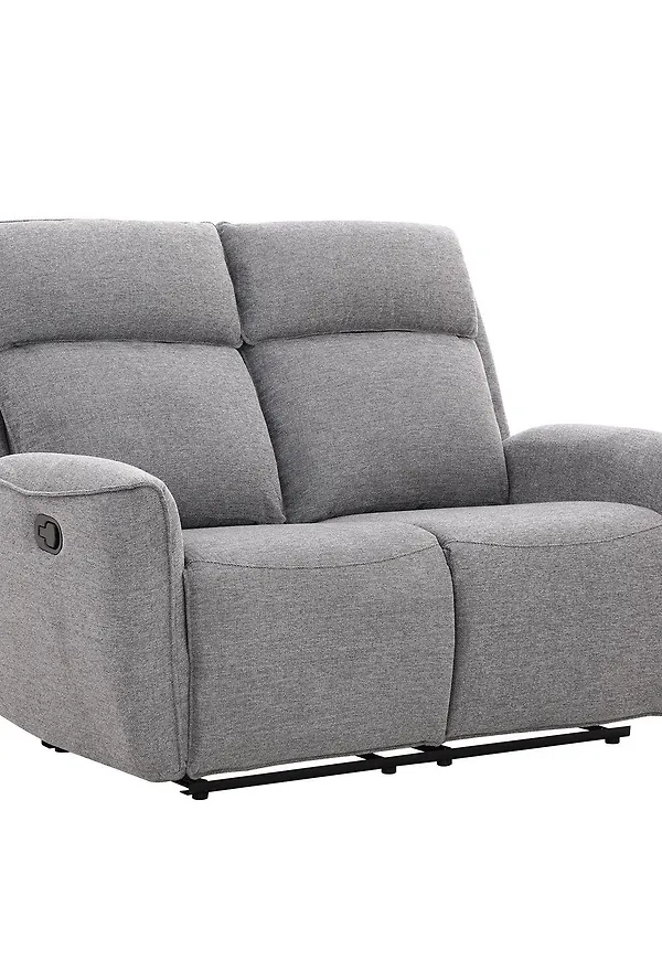 Klassisk Soffa som passar bra vid många olika tillfällen.
