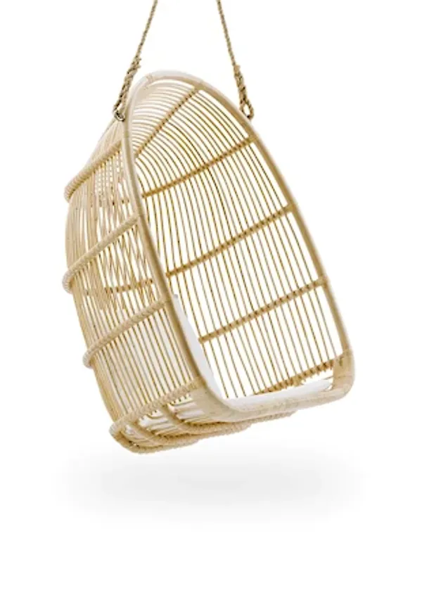 Klassisk möbel i beiget från Sika Design.