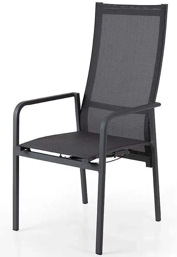 Vacker aluminiumkarmstol 2025 från Brafab.