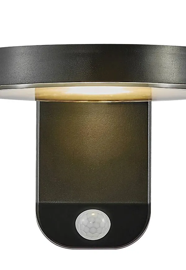 Fantastiskt fin trädgårdslampa 2025 från Nordlux.