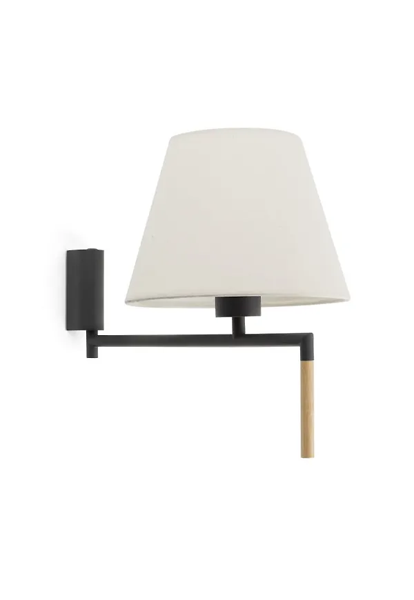 Faro Barcelona vägglampa som passar perfekt till sommaren 2025!