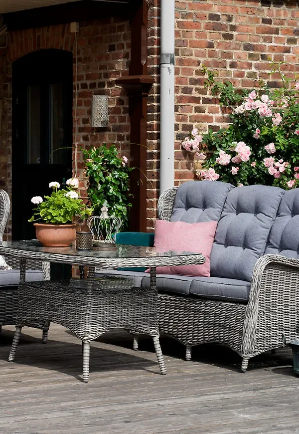 Elegant sidobord i aluminium från Brafab.