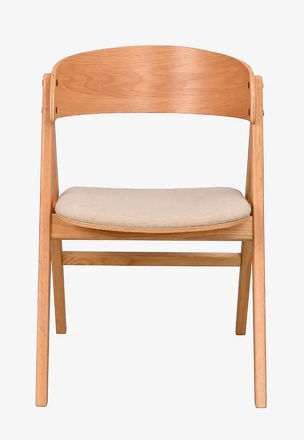 Rowico Home stol som passar perfekt till sommaren 2025!