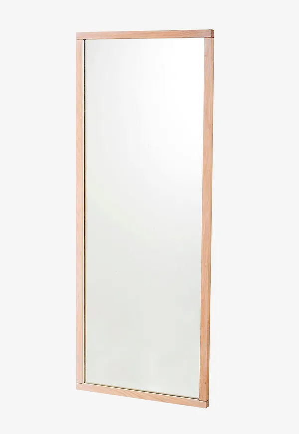 Snygg spegel 2025 från Rowico Home.