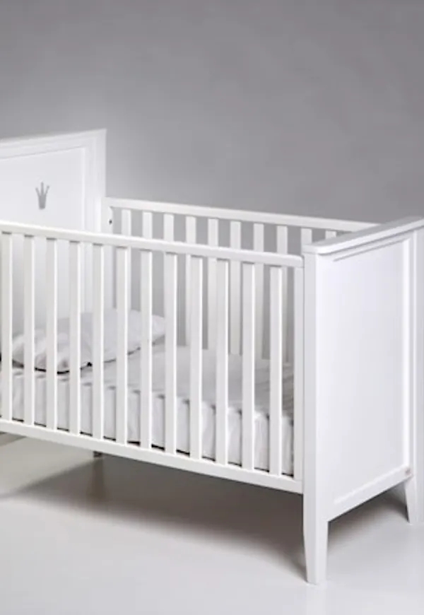 Modern vit möbel 2025 från Troll.