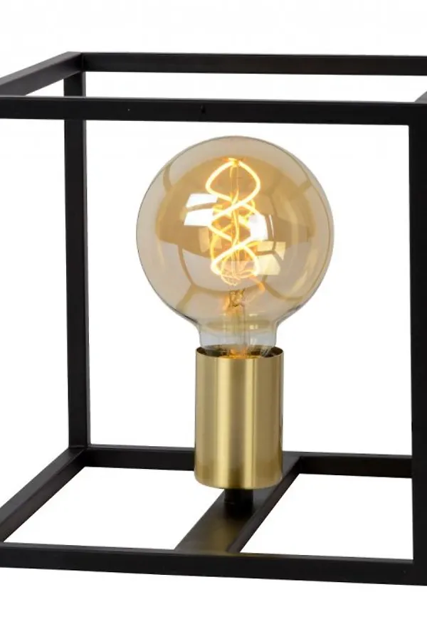 Skön Lampa som passar bra vid många olika tillfällen.