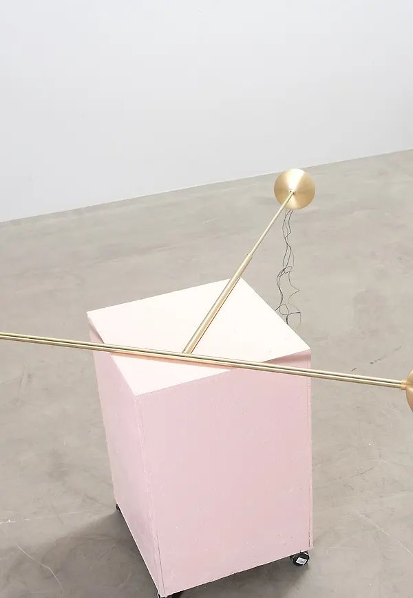 Stilriktig pendellampa 2024 från Rubn.